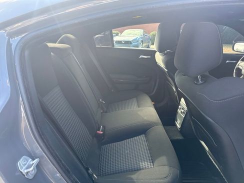 Used 2023 Dodge Charger R/T w/ Blacktop Package image 35