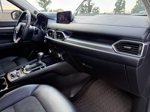 Used 2018 MAZDA CX-5 Touring w/ Preferred Equipment Package FWD image 19