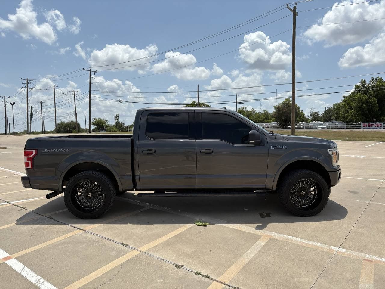 Used 2018 Ford F150 XLT w/ Equipment Group 302A Luxury RWD image 4