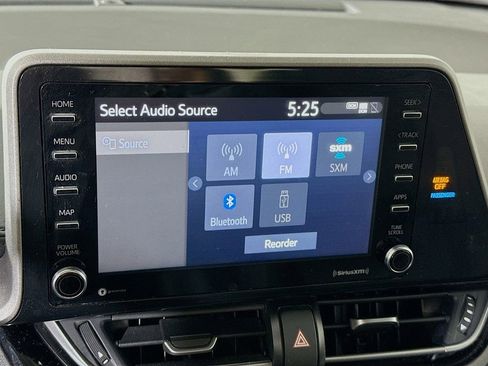 Used 2020 Toyota C-HR LE image 6