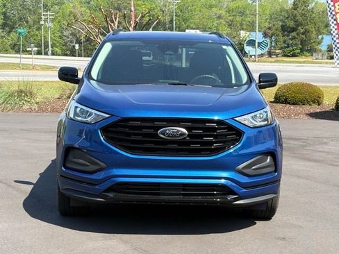 Used 2024 Ford Edge SE w/ Black Appearance Package image 8