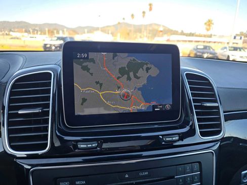 Used 2019 Mercedes-Benz GLS 450 4MATIC image 29