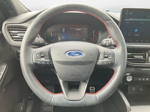 Used 2023 Ford Escape ST-Line w/ Tech Pack #1 FWD image 13
