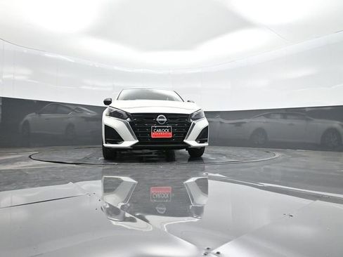 Used 2025 Nissan Altima 2.5 S image 39