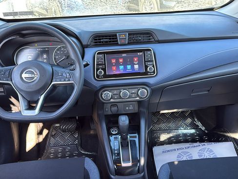 Certified 2023 Nissan Versa SV image 5