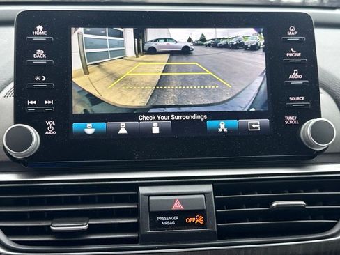 Used 2021 Honda Accord Touring image 23