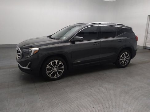 Used 2020 GMC Terrain SLT w/ Preferred Package FWD image 2