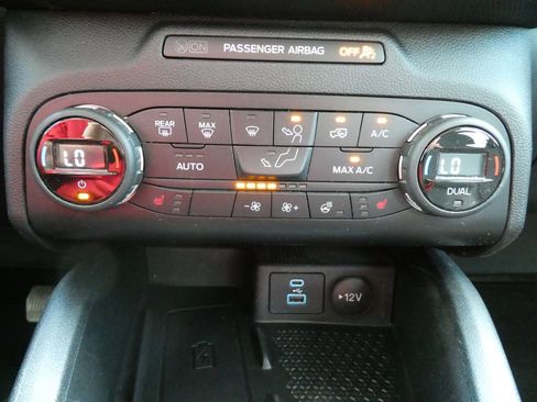 Used 2021 Ford Bronco Sport Outer Banks w/ Outer Banks Package AWD/4WD image 28
