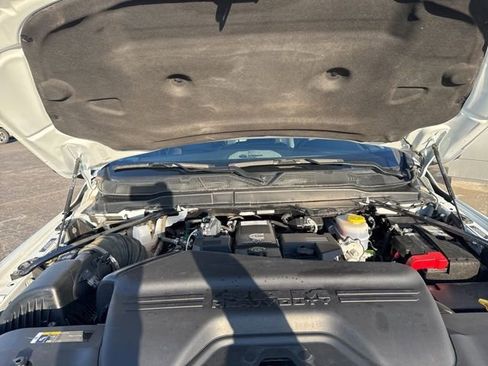 Used 2024 RAM 2500 Laramie w/ Safety Group image 40