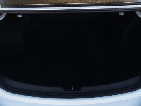 Used 2024 Chevrolet Malibu LT image 16