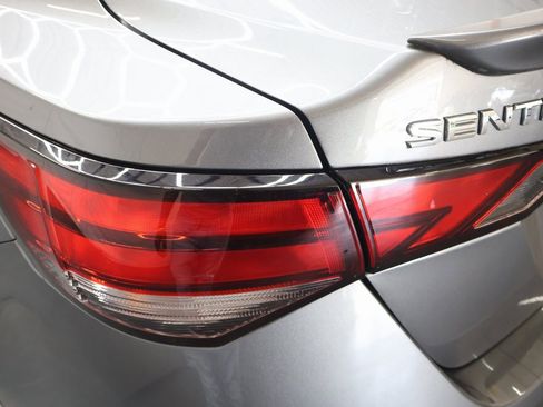 Used 2022 Nissan Sentra S image 28