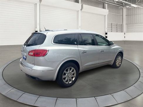 Used 2017 Buick Enclave Leather AWD/4WD image 5