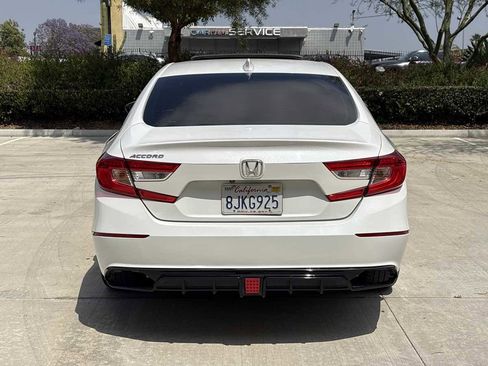 Used 2019 Honda Accord EX image 4