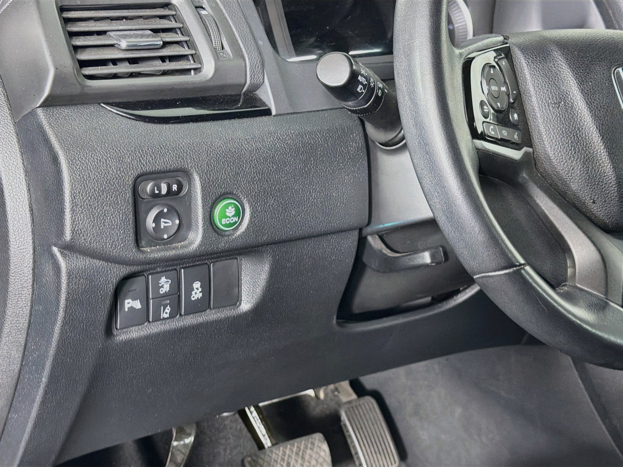 Used 2022 Honda Pilot Touring image 16