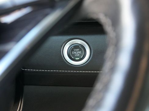 Used 2022 Cadillac Escalade ESV Sport image 15