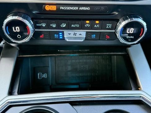 Certified 2022 Ford F350 Lariat w/ Lariat Ultimate Package AWD/4WD image 16