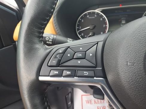 Used 2024 Nissan Sentra SV w/ SV Premium Package FWD image 21