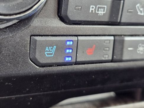 Used 2019 Ford F450 Lariat w/ Lariat Ultimate Package image 4