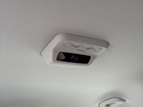 New 2026 Kia Carnival EX image 15