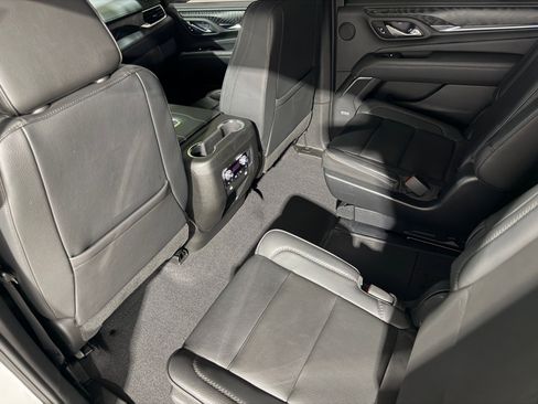 Used 2023 GMC Yukon Denali w/ LPO, Floor Liner Package AWD/4WD image 13