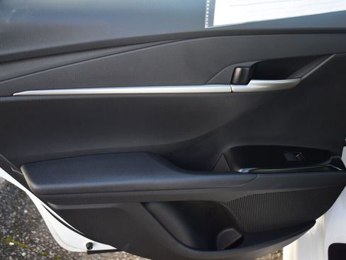 Certified 2025 Toyota Camry SE w/ Convenience Package image 19