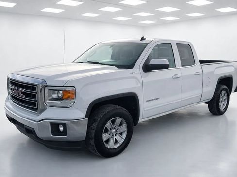 Used 2014 GMC Sierra 1500 SLE image 2