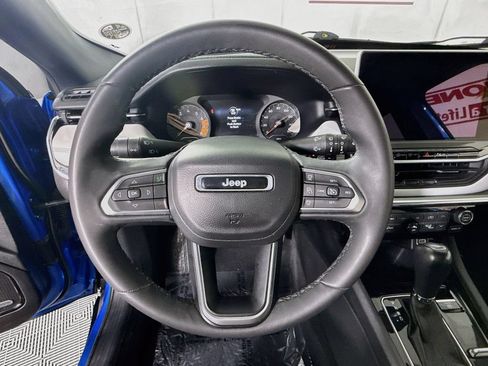 Used 2023 Jeep Compass Limited w/ Sun and Sound Group AWD/4WD image 21