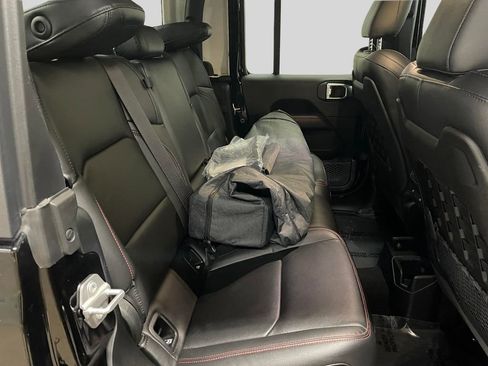 Used 2020 Jeep Gladiator Rubicon image 13
