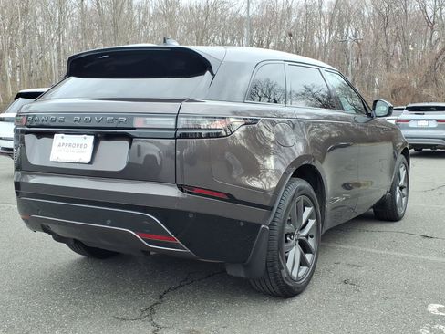 Certified 2026 Land Rover Range Rover Velar Dynamic SE AWD/4WD image 2