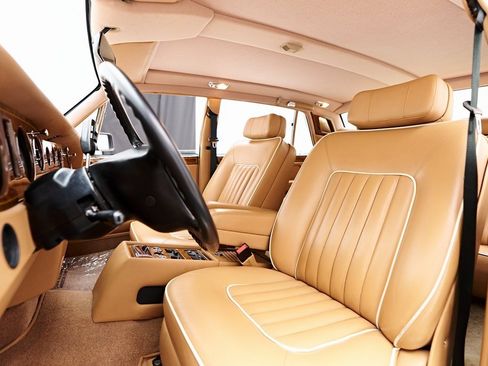 Used 1990 Rolls-Royce Silver Spur II image 64