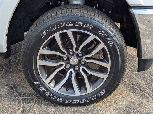 Used 2025 RAM 1500 Limited w/ Trailer Tow Group image 11