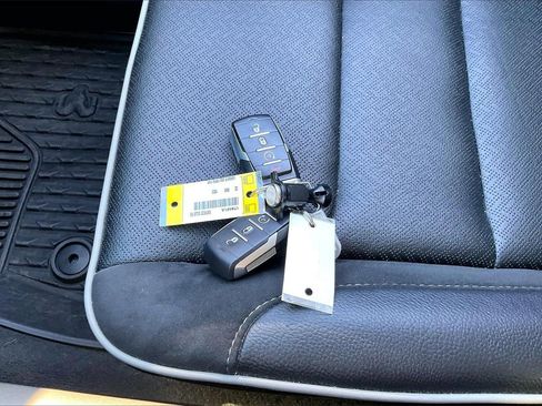 Certified 2022 RAM 1500 Laramie image 31