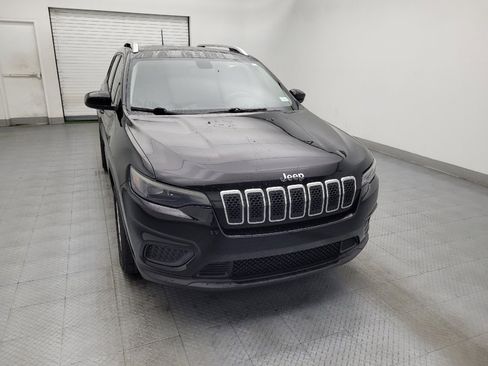 Used 2020 Jeep Cherokee Latitude FWD image 14