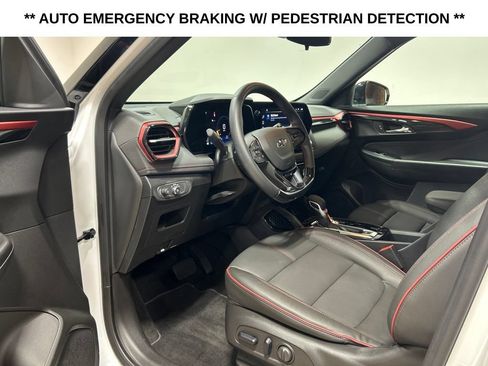 Used 2024 Chevrolet TrailBlazer RS w/ Driver Confidence Package AWD/4WD image 9