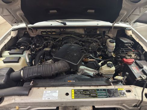 Used 2009 Ford Ranger FX4 image 21