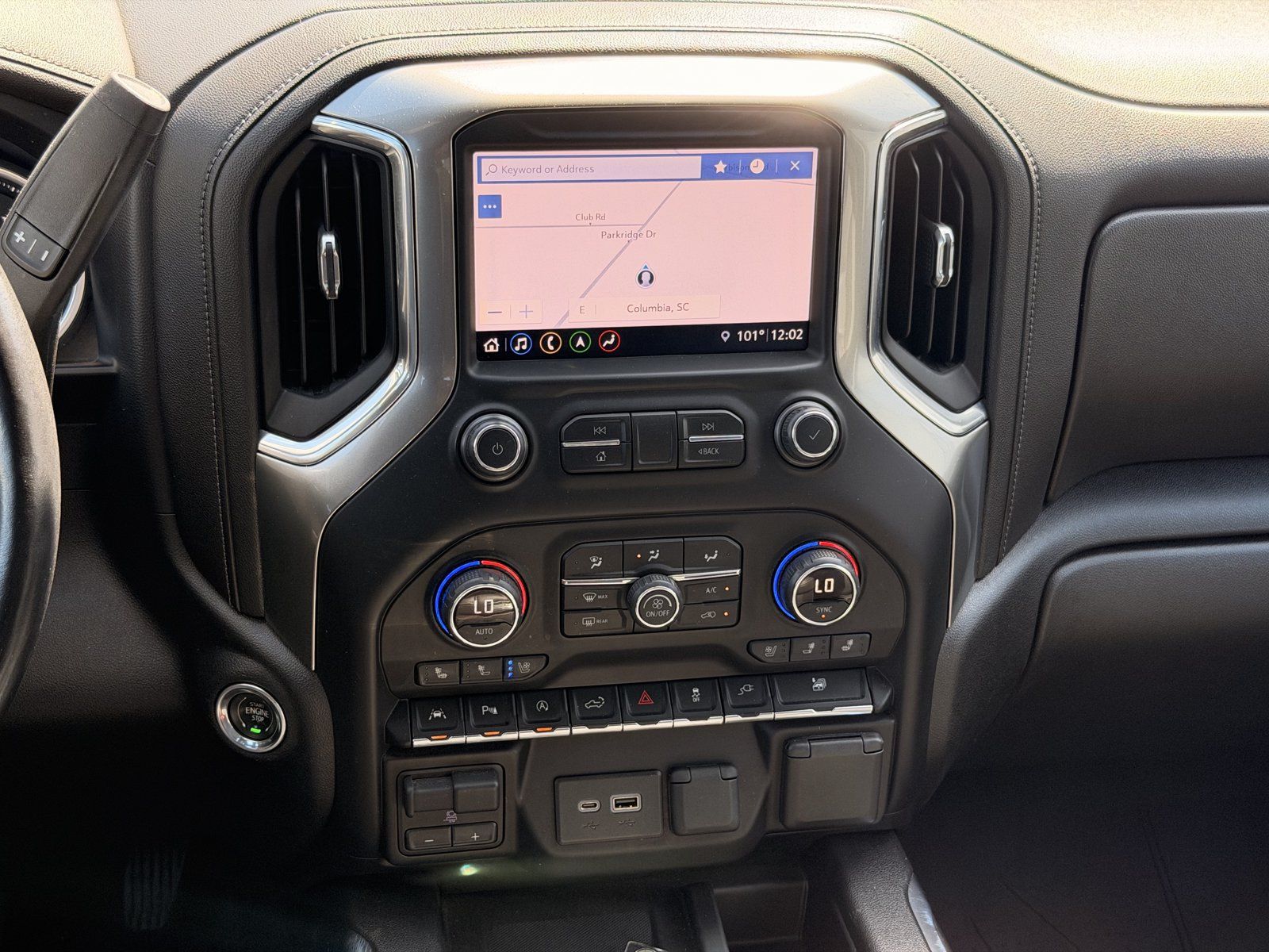 Used 2019 Chevrolet Silverado 1500 LTZ w/ LTZ Plus Package AWD/4WD image 33