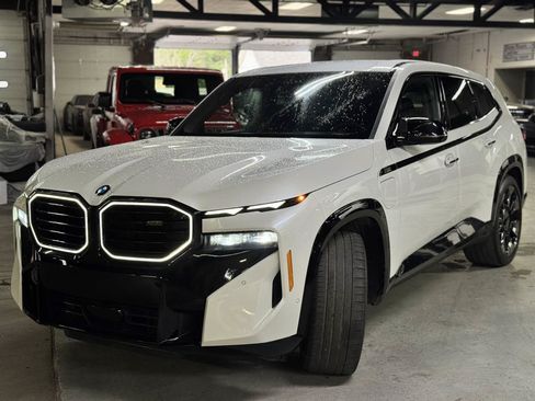 Used 2023 BMW XM AWD/4WD image 10