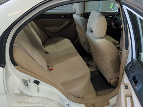 Used 2005 Honda Civic Hybrid Sedan image 25