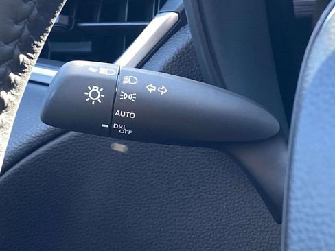 New 2026 Toyota Corolla Cross LE image 31