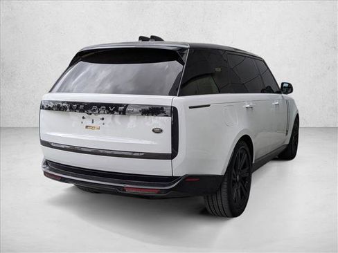 Certified 2023 Land Rover Range Rover Long Wheelbase SE image 5