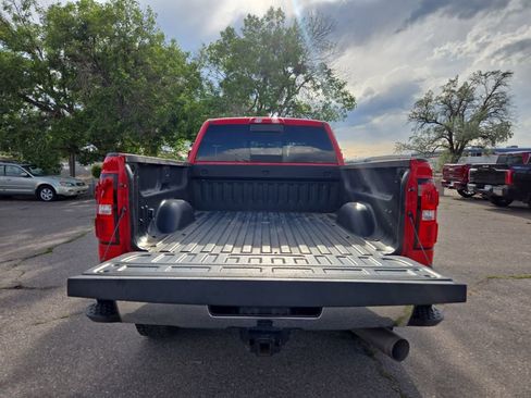 Used 2018 GMC Sierra 2500 SLT w/ Duramax Plus Package AWD/4WD image 18