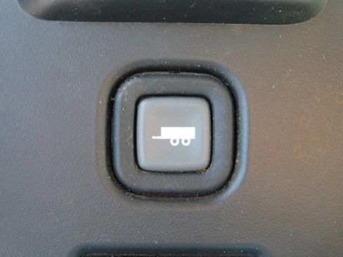 Used 2003 GMC Savana 1500 w/ Chrome Appearance Package image 17