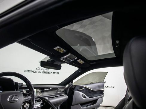 Used 2018 Lexus LC 500 Coupe image 20