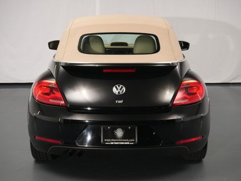 Used 2013 Volkswagen Beetle TDI FWD image 13