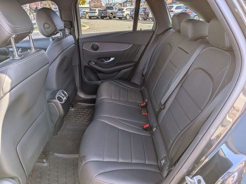 Used 2022 Mercedes-Benz GLC 300 4MATIC image 25
