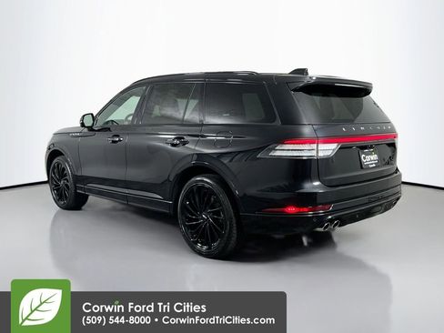 Used 2025 Lincoln Aviator Reserve w/ Equipment Group 201A AWD/4WD image 11