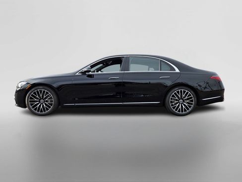New 2025 Mercedes-Benz S 500 4MATIC image 2