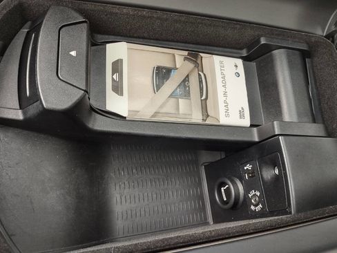 Used 2014 BMW 740Li image 36