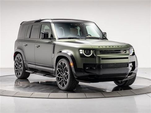 New 2026 Land Rover Defender 110 X-Dynamic SE image 7