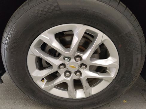 Used 2019 Chevrolet Traverse LS FWD image 31